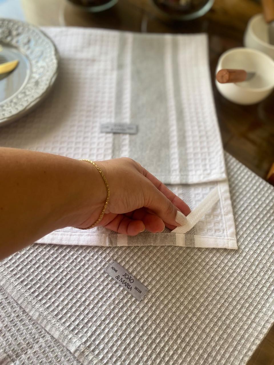 Pano de Louça Cinza e Branco — Estampas Variadas